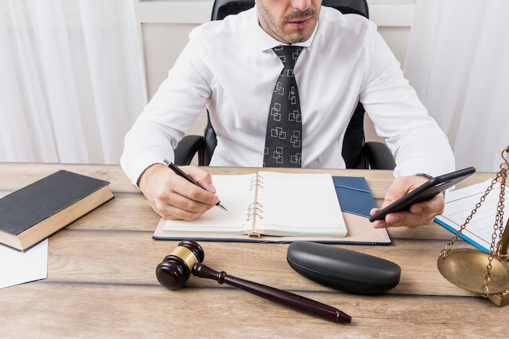 Exploring Effective Legal Aid Alternatives for Self-Represented Litigants in the USA